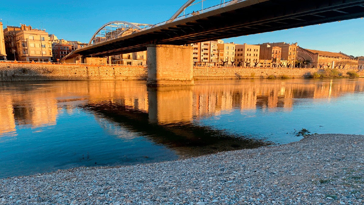 El Govern descarta fer un transvasament d'aigua de l'Ebre a l'àrea metropolitana de Barcelona.