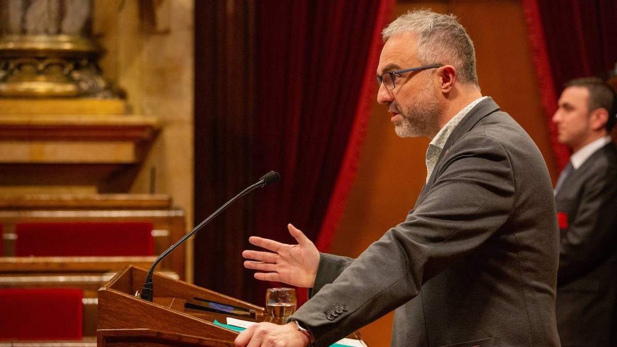 El diputat de Junts, Jordi Fàbrega, encarregat de defensar la moció