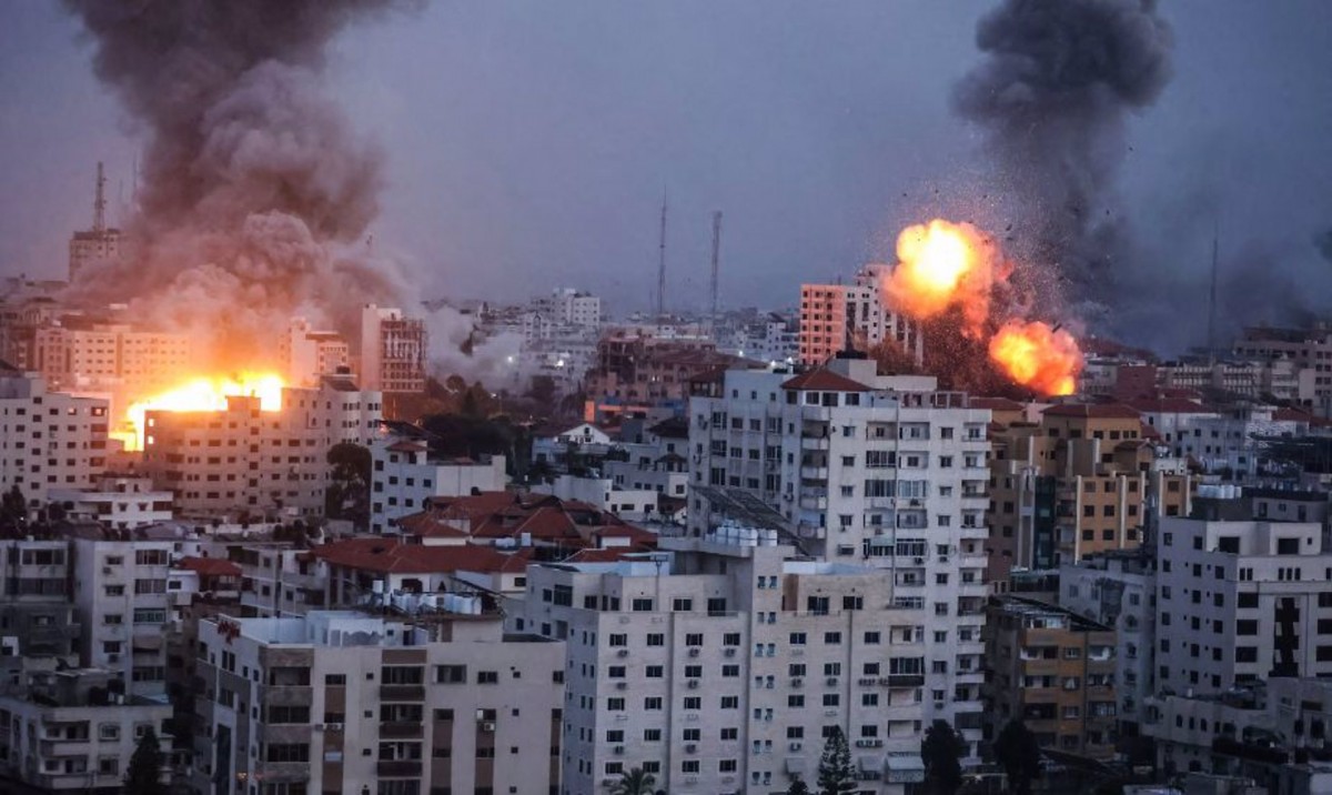 Imatge d'arxiu d'un bombardeig a Gaza