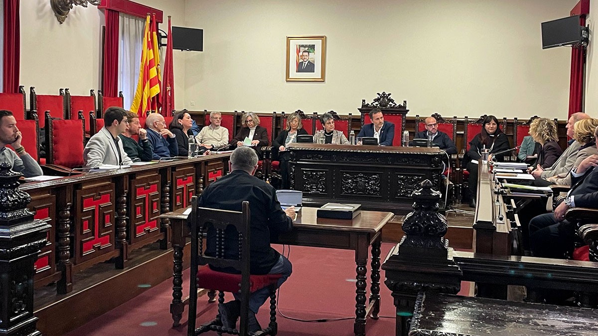 Sessió plenària de l'Ajuntament de Tortosa.