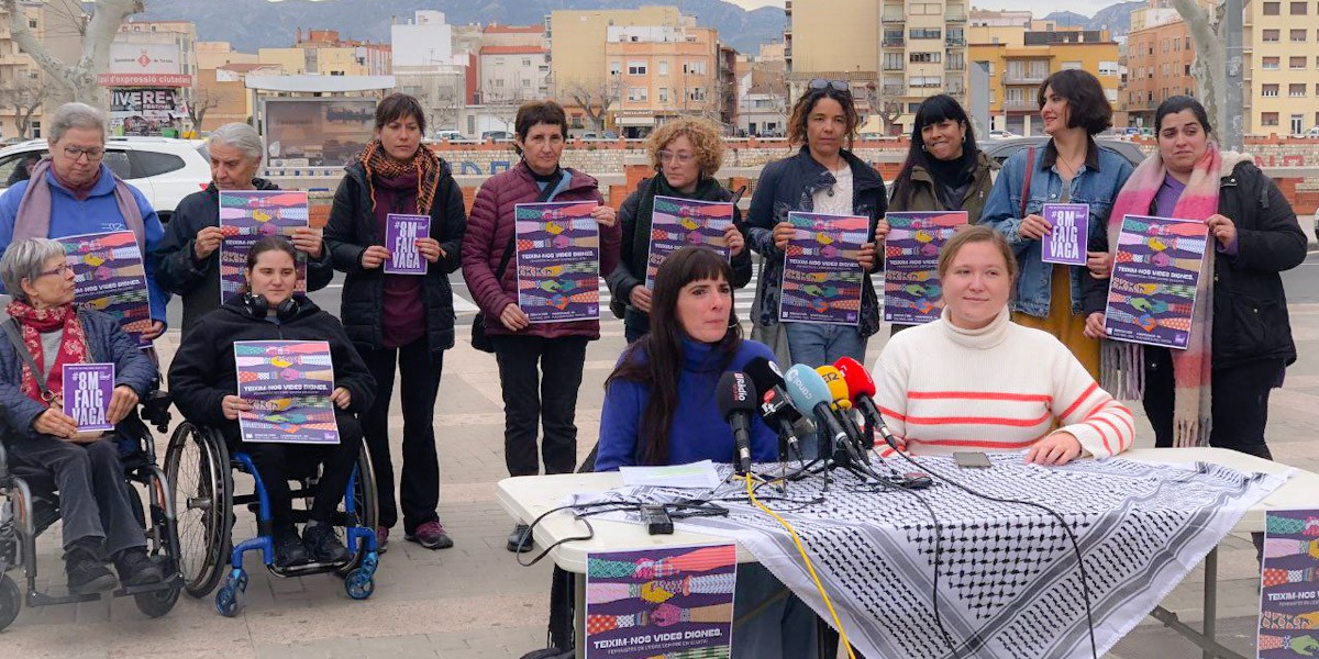 Roda de premsa de l'Assemblea Vaga Feminista per presentar els actes del 8M a les Terres de l'Ebre 