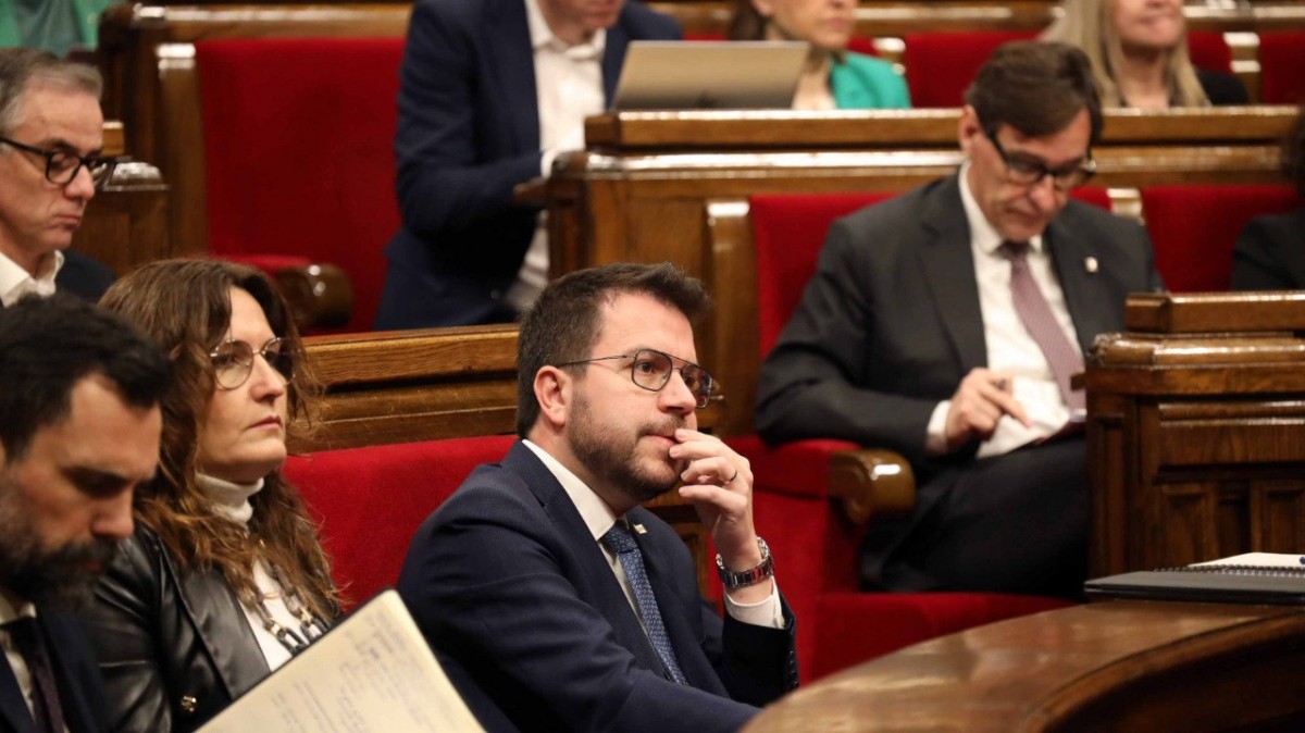 El president de la Generalitat, Pere Aragonès, durant el ple del Parlament sobre els pressupostos.