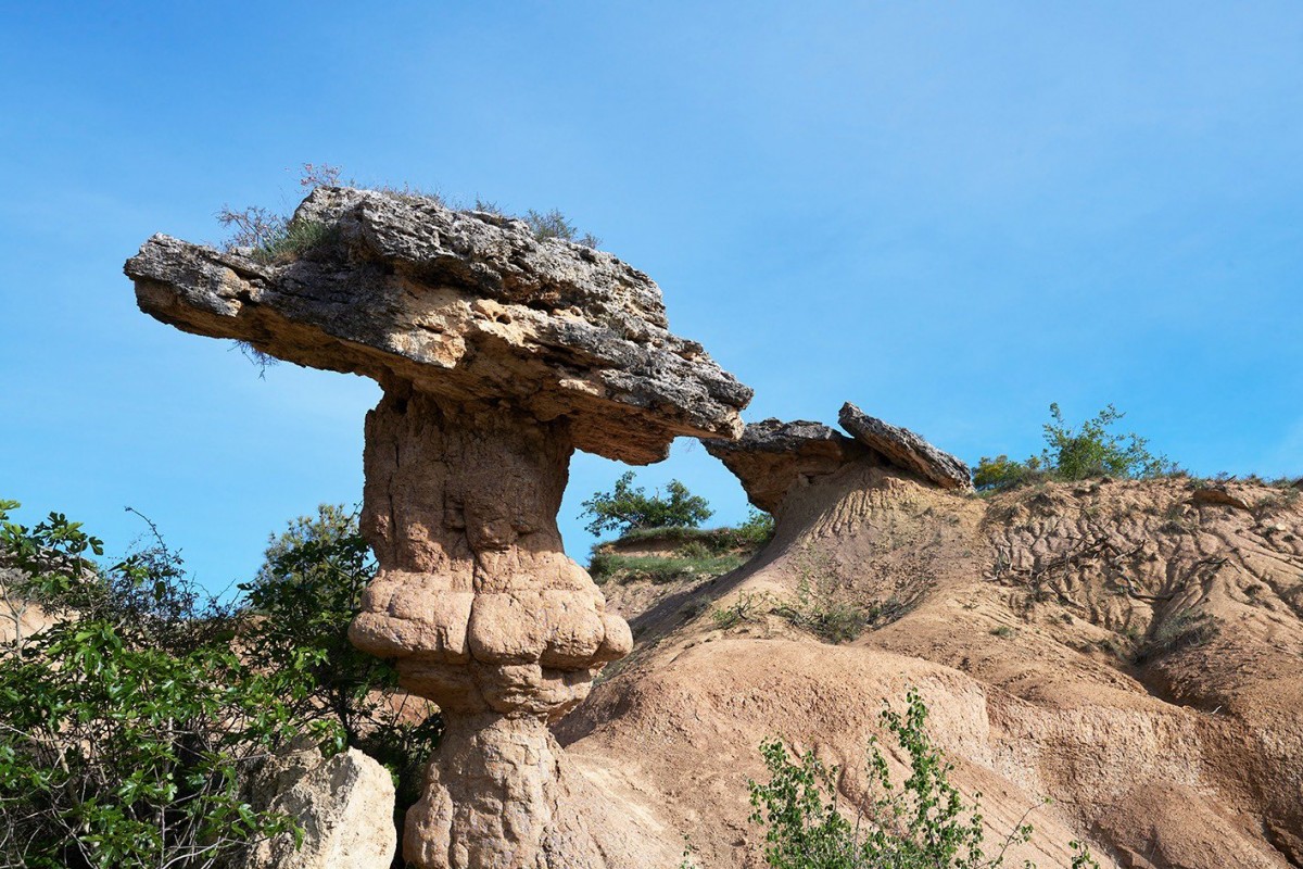 La Roca del Bolet feia temps que s'havia deteriorat degut a l'erosió