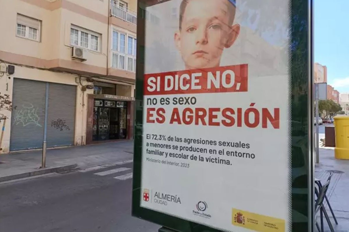 Polèmica per un cartell sobre els abusos sexuals a menors: «És pederàstia»