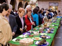 Cardona celebra diumenge una nova edició de la Fira de la Llenega