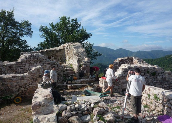 Procés de recuperació del castell de Rocabruna