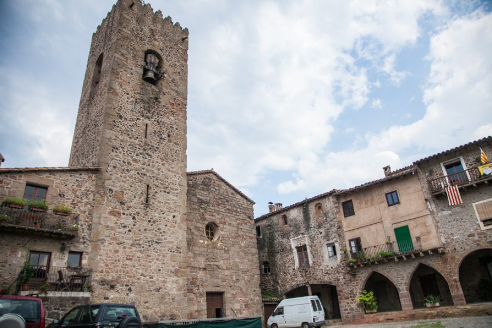 La vila medieval de Santa Pau acollirà el lliurament dels XVII Premis Salvador Reixach.